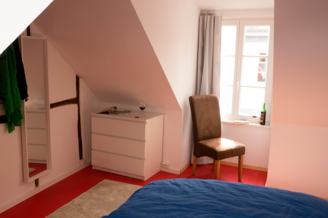 Das Zimmer im Dachgeschoss